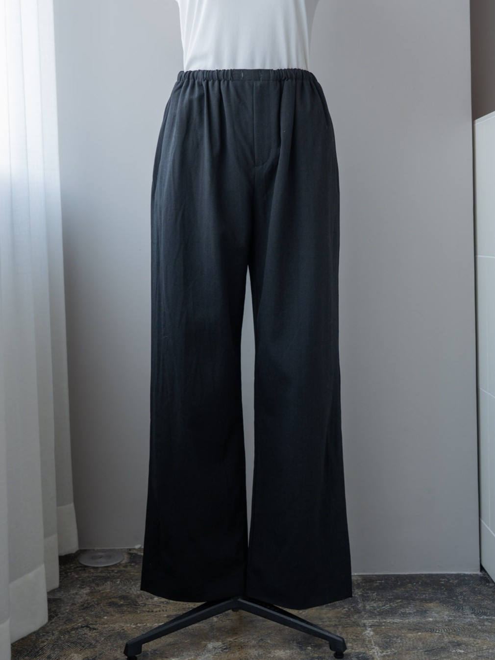 MAISON PARK High Gauge Felted Wool Drawstring Slacks (BLK)