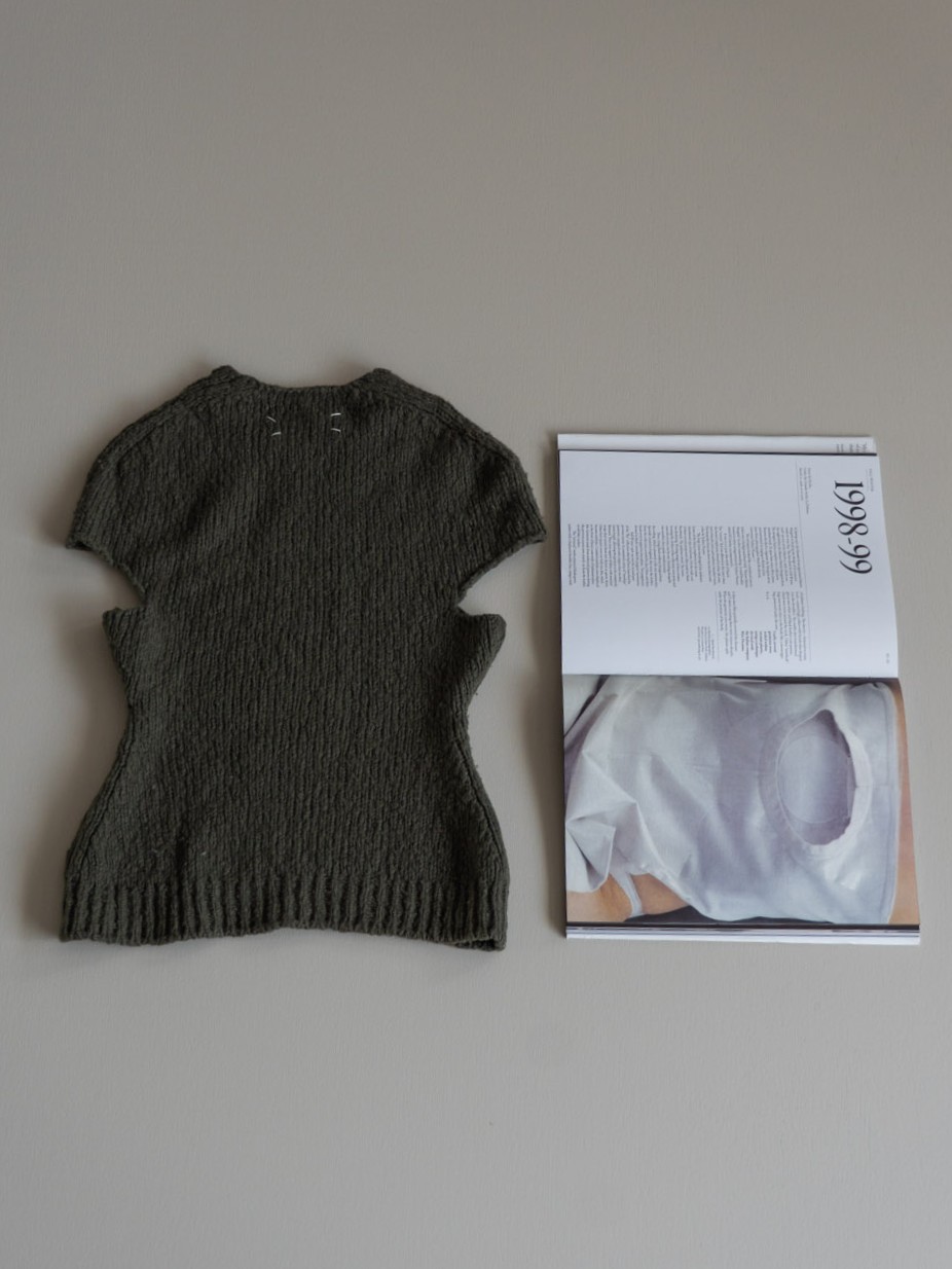 Maison Martin Margiela 1998~1999’s ”FLAT GARMENTS” Knit Vest  (MISS DEANNA)