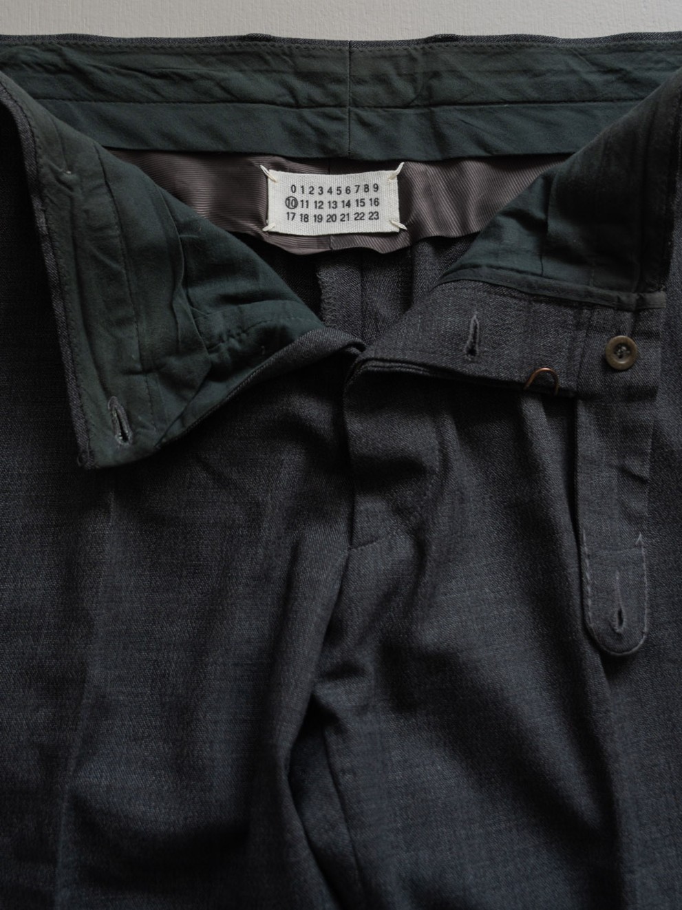 Maison Martin Margiela 2002 AW DARK GREY WOOL ELASTIC STRAIGHT TROUSERS