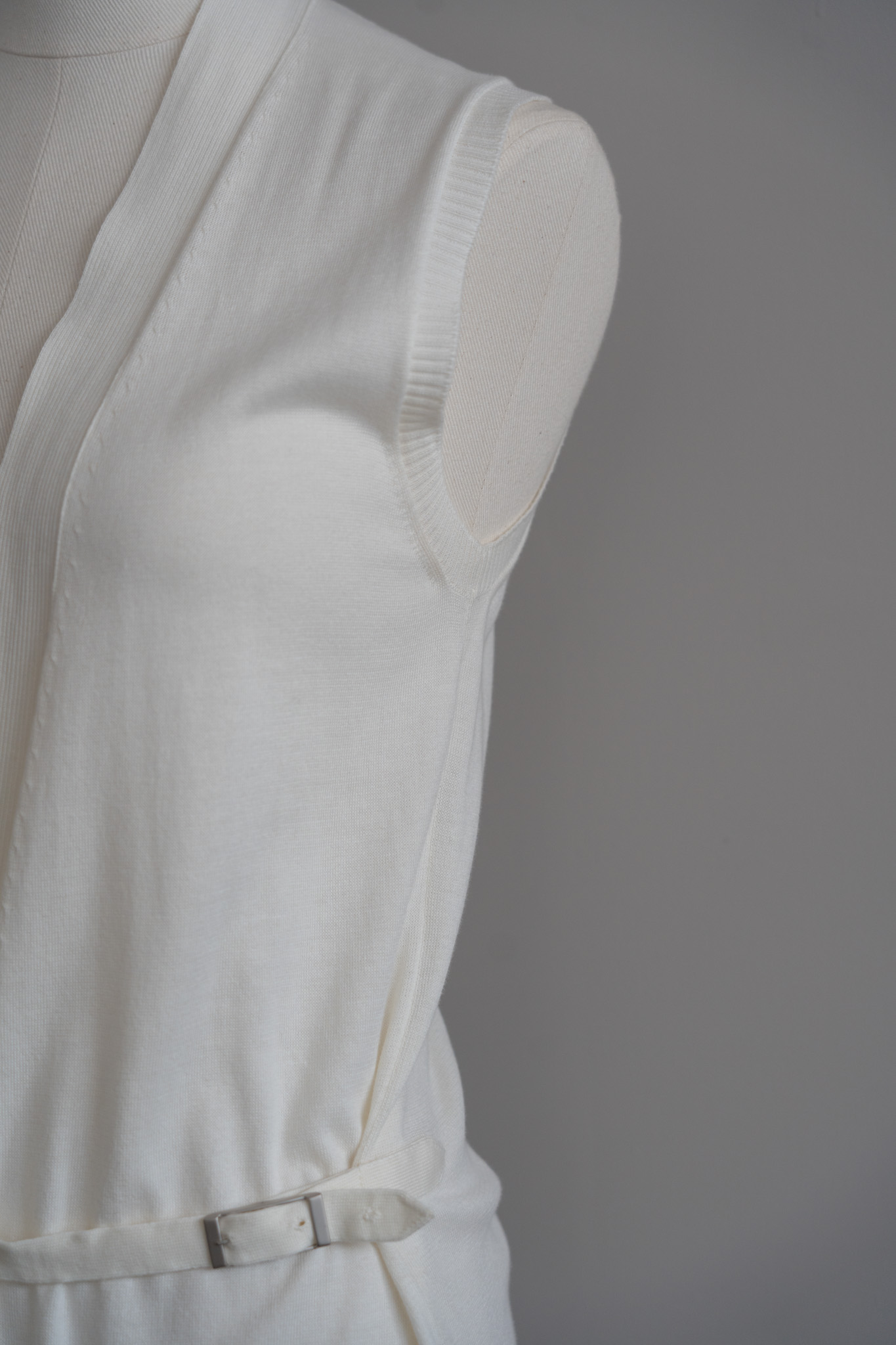 Cotton Knit Sleeveless Long Cardigan