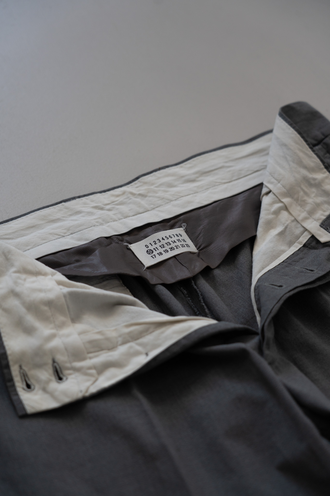 2002S/S Classic Crisp Cotton Slacks (GRAY)
