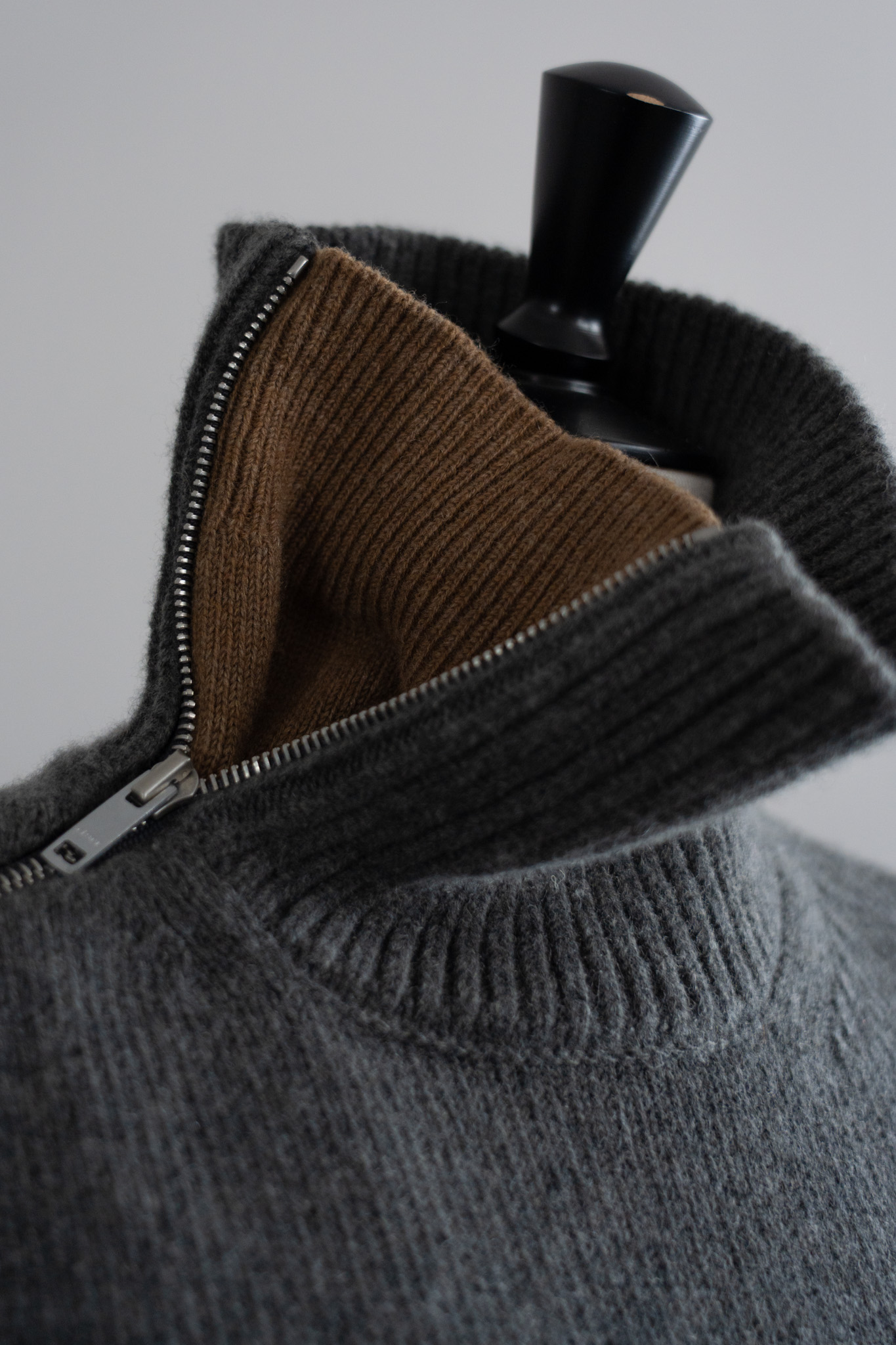 “Phoebe Philo Era” Cashmere Blend Chunky High-Neck Knit Swater
