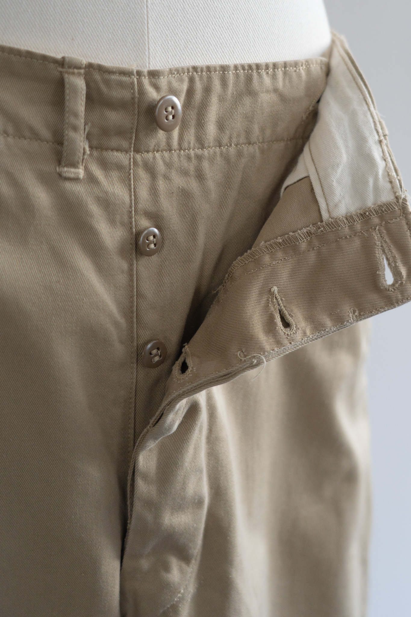 US ARMY 45 KHAKI Chino Pants