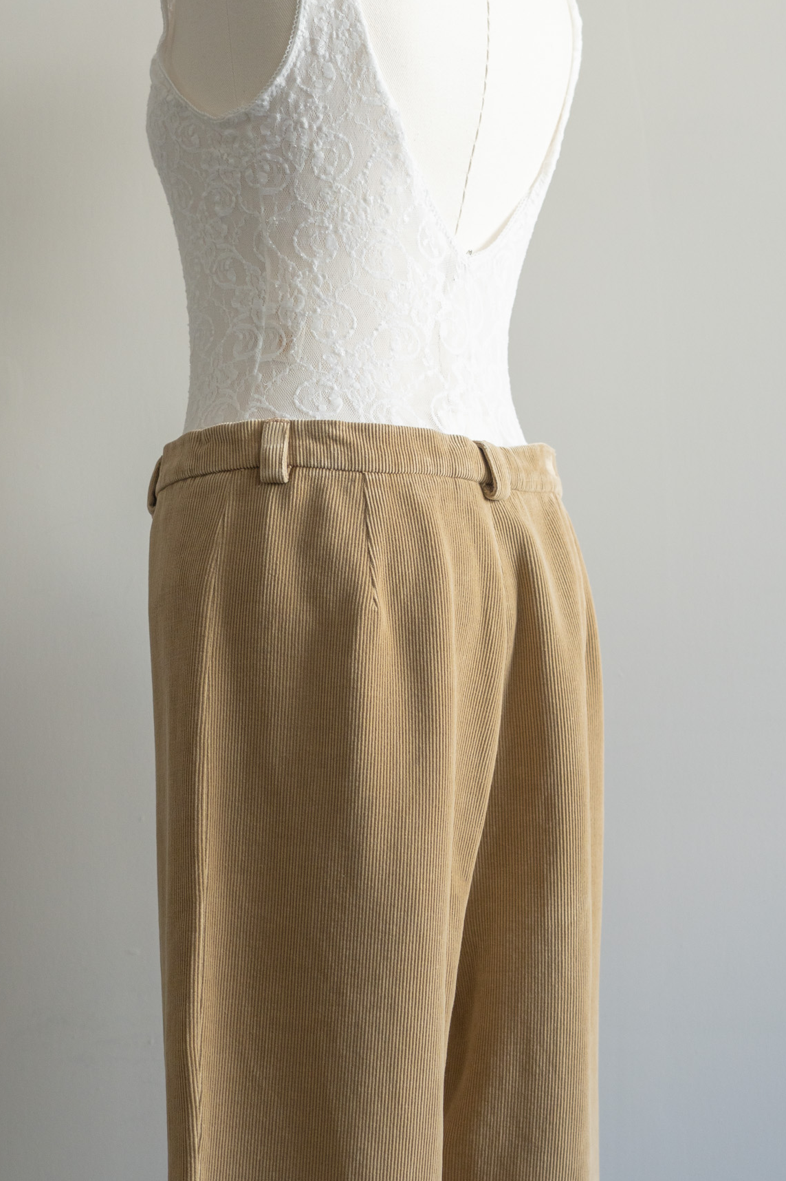 90’s Corduroy Pant Beige